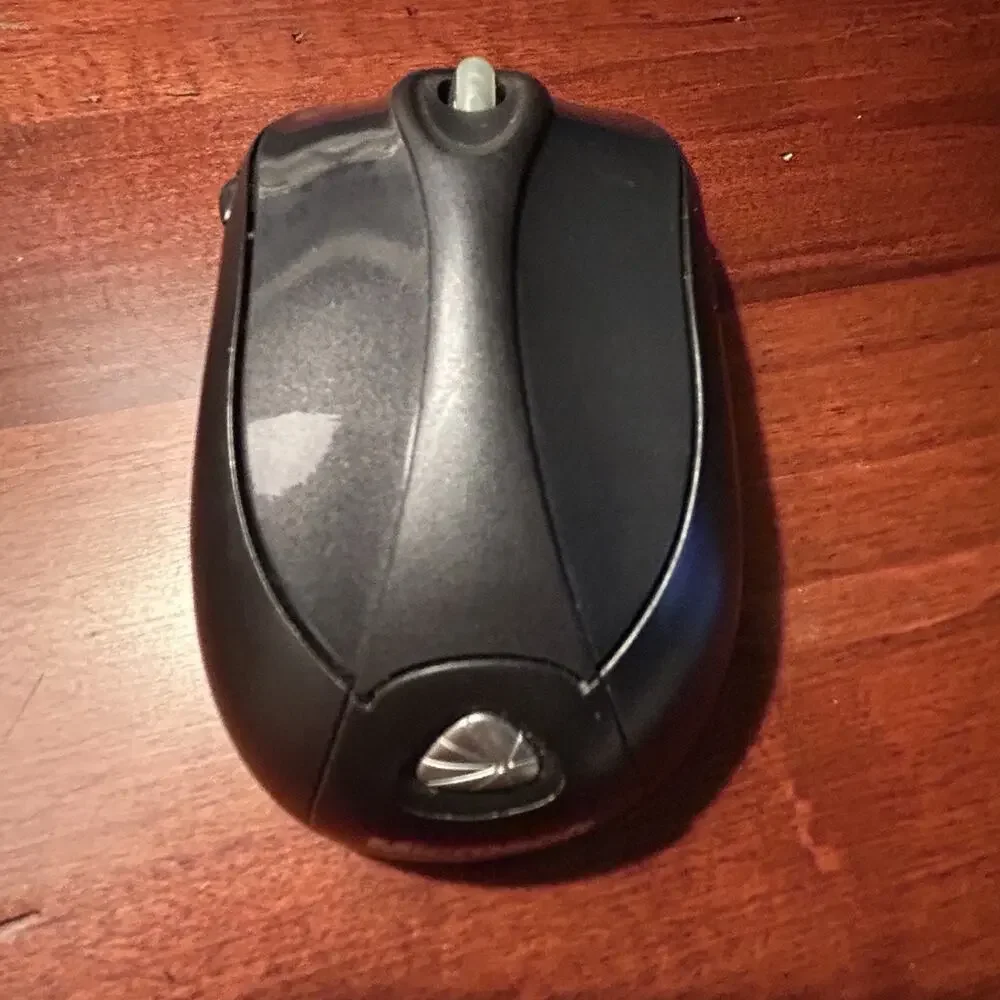 Microsoft Wireless Laser Mouse 6000 Model 1054 w/Memory Stick